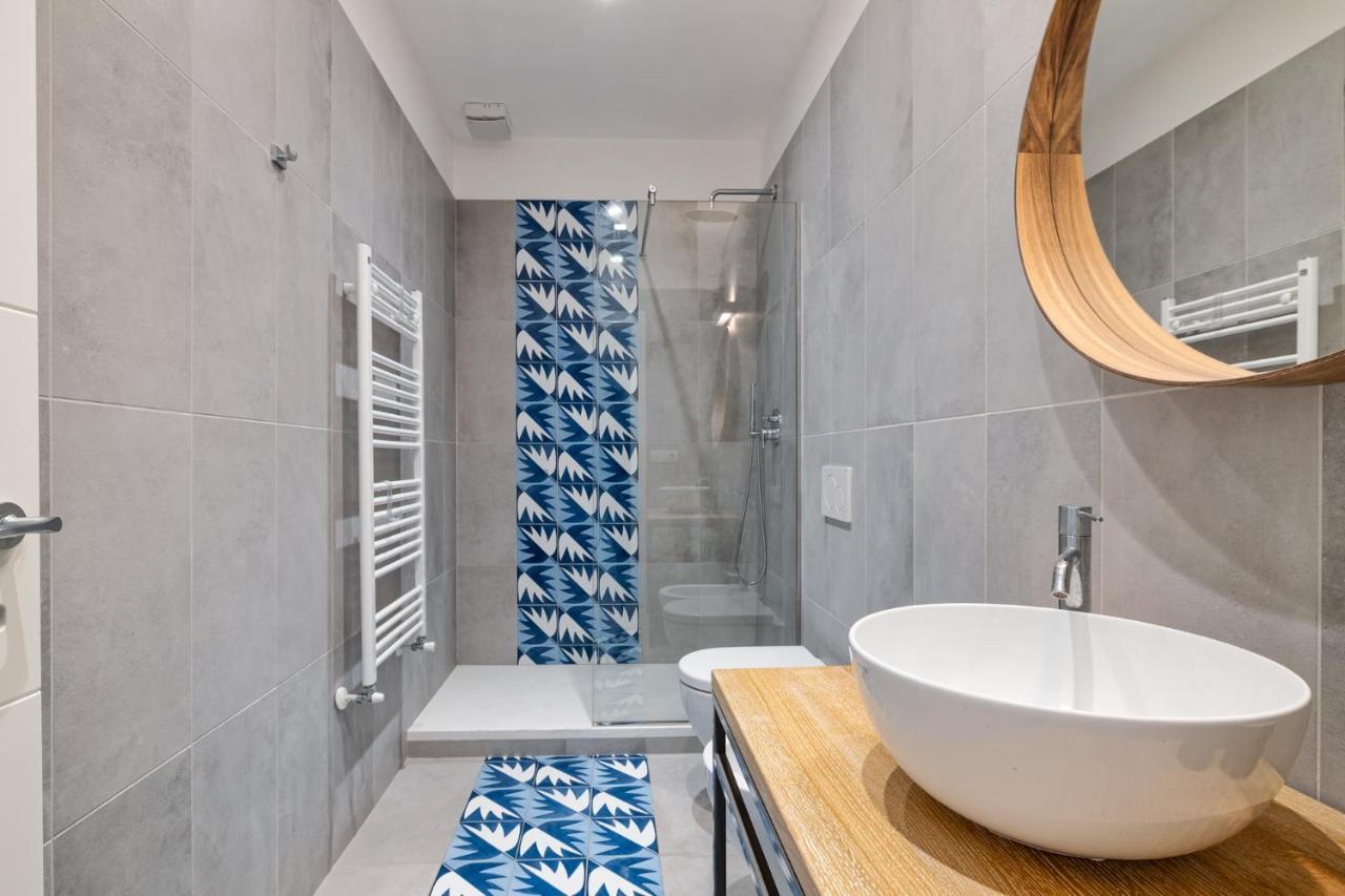 Fontana Di Trevi!! Comfy&Elegant 3Bedroom 2Bath Рим Екстер'єр фото