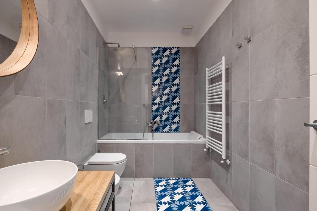 Fontana Di Trevi!! Comfy&Elegant 3Bedroom 2Bath Рим Екстер'єр фото
